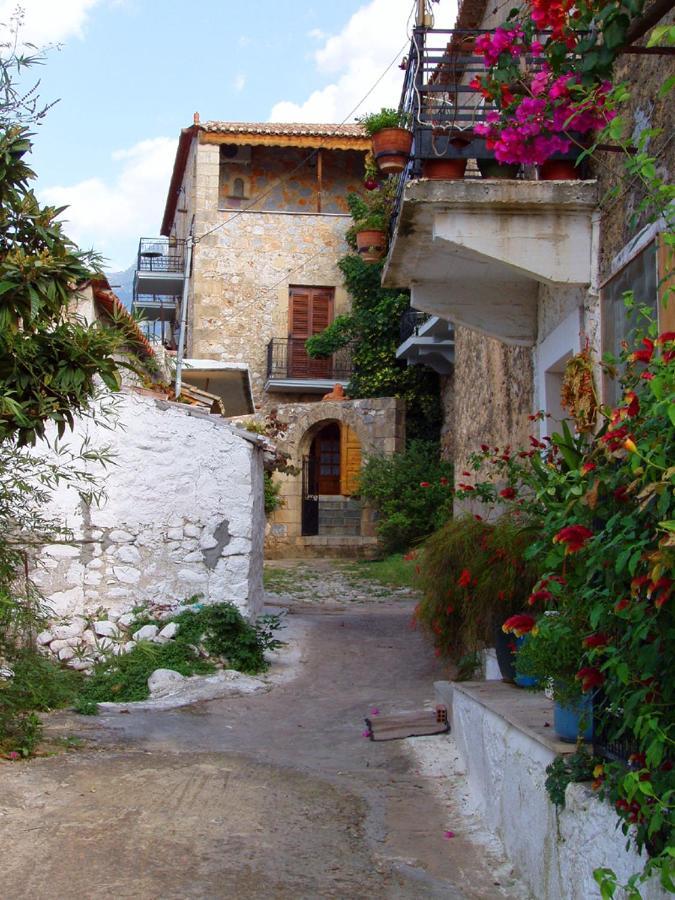 Kastro Aggeliki Apartamento Kardamyli Exterior foto